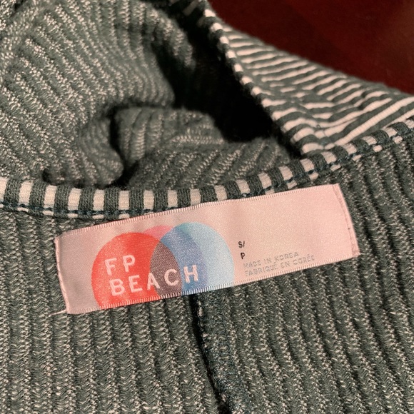 🌳EUC Free People Beach Green Striped Top Sz Sm🌳 - Picture 4 of 5